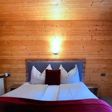 Mountain King Villa